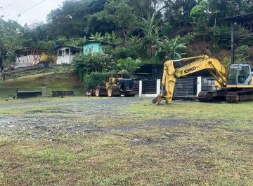 Terreno / Lote · 1100m² · 1 Recámara · 2 Estacionamientos · Lote en Venta en Chilibre con Maquinaria