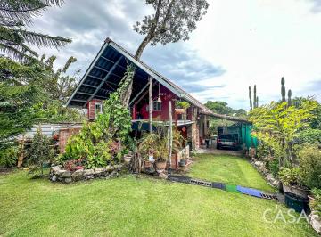 Casa de 2 habitaciones, Boquete · Casa Estilo de Montaña en Alquiler con un Entorno Tranquilo en Volcancito, Boquete