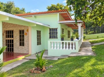 Casa de 1 habitación, Capira · Hermosa Finca Campestre de 5,163.10 m² Ubicada en Santa Rosa, Capira