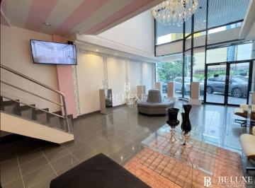 Local comercial · 240m² · 25 Estacionamientos · Alquiler de Local Comercial en Planta Baja Edificio Plaza Obarrio (20)