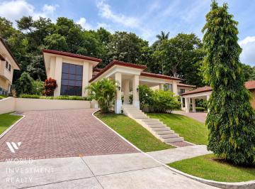 Casa · 390m² · 4 Recámaras · 4 Estacionamientos · Casa en Venta en Senderos Camino de Cruces, Clayton | 4 Recámaras
