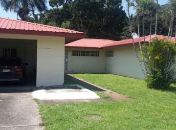 Casa de 3 habitaciones, Arraiján · Casa con Amplio Terreno en Howard