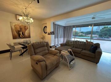 Apartamento de 3 habitaciones, Panamá · Venta de Apartamento en El Carmen PH Orli