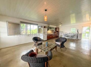 Casa de 3 habitaciones, Coronado · Casa en Coronado en Venta