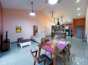 Apartamento de 2 habitaciones, Boquete · Condo Amueblado de 2 Habitaciones en Alquiler en Alto Boquete con Cocina, Balcón y Servicios