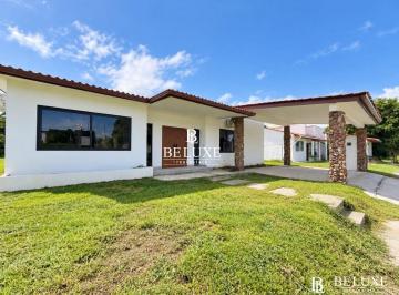Casa · 287m² · 4 Recámaras · 2 Estacionamientos · Vendo Casa PH Malibu Nueva Gorgona Chame (6)