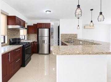 Apartamento de 2 habitaciones, Panamá · En Alquiler Apartamento en Clayton – 2 Rec, 2 Baños, 134 m²