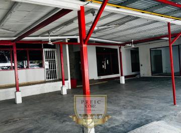 Casa · 700m² · 8 Estacionamientos · Alquilo Casa Comercial en San Francisco L. T