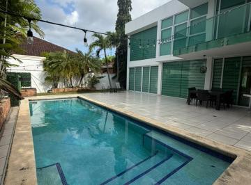Casa · 536m² · 3 Recámaras · 4 Estacionamientos · Alquiler Casa Amoblada con Piscina Privada Costa Esmeralda