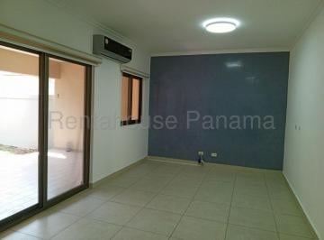 Casa de 3 habitaciones, Arraiján · Venta de Hermosa Casa Dúplex con Línea Blanca en Woodlands Panama Pacifico | 178 m², 3 Rec.