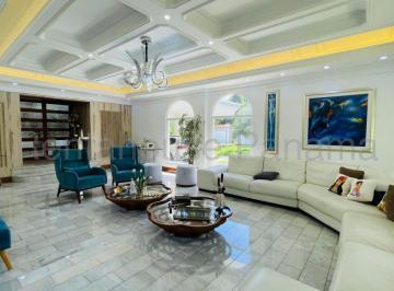 Casa de 4 habitaciones, Panamá · Venta de Exclusiva Casa Dúplex con Línea Blanca en Lote - 4 Altos del Golf | 900 m², 4 Rec.