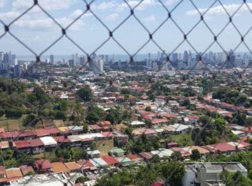 Apartamento de 3 habitaciones, Panamá · Venta de Apartamento en PH Cristal Hills, Villa de La Fuente Betania.
