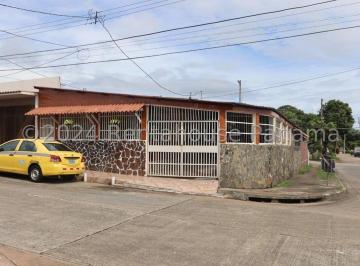 Casa de 3 habitaciones, Panamá · Venta Casa de Esquina en Don Bosco 27 Ml2501
