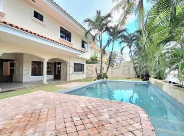 Casa de 4 habitaciones, Panamá · Alquilo Casa en Costa del Este