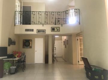 Casa de 6 habitaciones, Panamá · Casa en Brisas del Golf La Montañesa en Venta