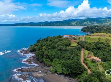 Casa de 13 habitaciones, Mariatos · Impresionante Lodge de Pesca en Venta en Panamá, Cerca de Torio, Provincia de Veraguas