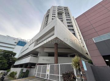 Apartamento de 2 habitaciones, Panamá · Apartamento de 90 m² con 2 Recámaras en Obarrio