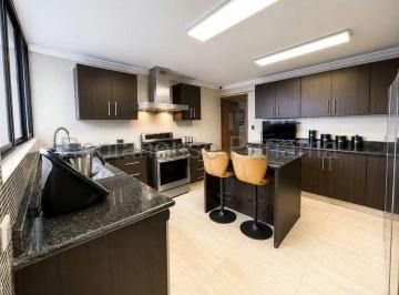 Apartamento de 3 habitaciones, Panamá · Oportunidad en Venta de Apartamento Av Balboa 27 Ml2506