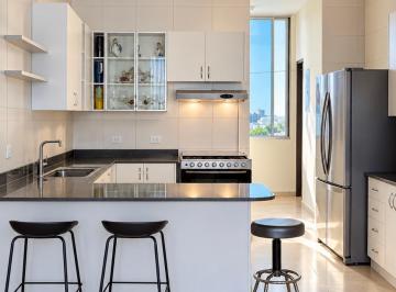 Apartamento · 204m² · 3 Recámaras · 2 Estacionamientos · Bella Vista, Marina Park 204 m² 3r L/b a Solo $1975