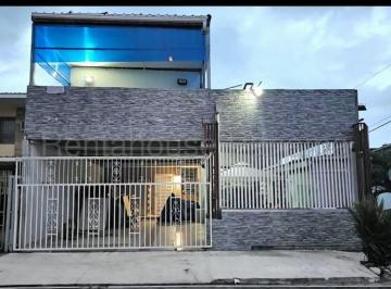 Casa de 3 habitaciones, Panamá · Casa de 306 m² con 3 Recámaras en Chanis