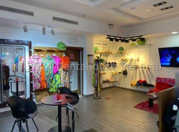 Local comercial , Zona Libre · Venta de Negocio en Imp y Exp de Ropa, Colon | 300 m²