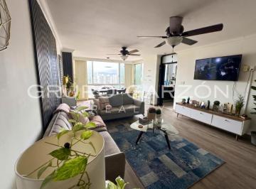 Apartamento de 2 habitaciones, Panamá · Venta Apartamento C/ 2 Estac. + 1 Depósito PH Sky Level (Hato Pintado)