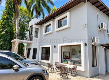 Casa de 8 habitaciones, Panamá · Casa en Venta en Diablo – 8 Rec, 8 Baños, 1202 m²
