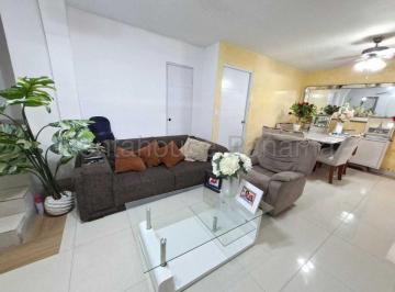 Casa de 3 habitaciones, Panamá · Venta de Excelente Casa Dúplex Semi - Amoblada en Chanis | 306 m², 3 Rec.
