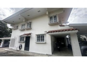 Casa de 4 habitaciones, Panamá · Venta de Casa en San Francisco Altos del Golf. Sp