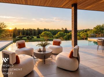 Casa · 655m² · 3 Recámaras · 2 Estacionamientos · House For Sale in Boquete, Jaramillo | Lucero Golf & Country Club