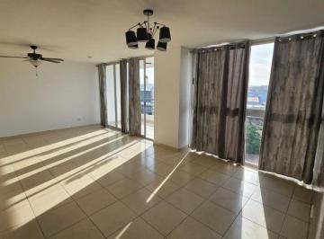 Apartamento · 112m² · 2 Recámaras · 2 Estacionamientos · Alquilo Apartamento en PH Ecco Tower