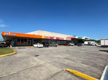 Local comercial , David · Locales en Alquiler Desde 100 m² en San Pablo, Frente a Coquito Hills