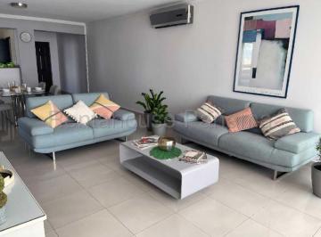 Apartamento de 2 habitaciones, Panamá · Alquiler de Acogedor Apartamento Amoblado Vista Al Mar en PH The Regent San Francisco | 145 m²