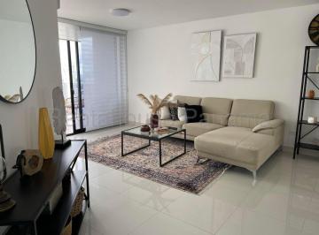 Apartamento de 2 habitaciones, Panamá · Venta de Hermoso Apartamento Amoblado en PH Carreras Tower El Cangrejo | 119 m², 2 Rec.