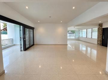 Casa · 800m² · 4 Recámaras · 4 Estacionamientos · Casa en Venta en Loma Alegre, Cerca de Coco del Mar | 800 m² |mz