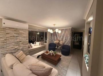 Casa de 3 habitaciones, Panamá · Alquiler Casa de 210 m² en Condado del Rey