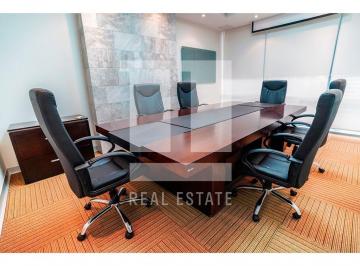 Oficina comercial · 93m² · 2 Estacionamientos · Se Alquila Oficina de 93.80 m² en Prime Time Tower, Costa del Este