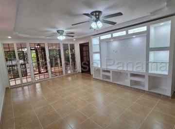 Casa de 5 habitaciones, Panamá · Venta de Espectacular Casa con Línea Blanca en Loma Alegre San Francisco | 450 m², 5 Rec.