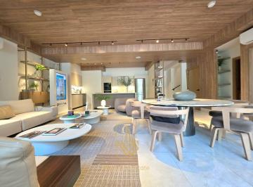 Apartamento · 221m² · 3 Recámaras · 2 Estacionamientos · Venta Apartamento de 2 Niveles en Santa María | PH Oceana – Wv
