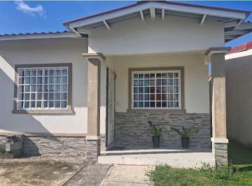 Casa · 110m² · 2 Recámaras · 1 Estacionamientos · Alquilo Casa en La Chorrera Barriada Costa Este Amoblada