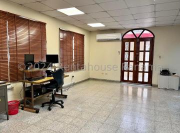 Casa de 3 habitaciones, Panamá · Venta de Casa en Chanis 286 m