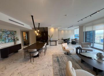 Apartamento · 270m² · 2 Recámaras · 2 Estacionamientos · Venta Apartamento Primera Linea en Costa del Este 270 m² PH Regalia Jp