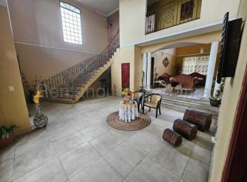 Casa de 4 habitaciones, Panamá · Alquiler Casa de 1347 m² en Villa Zaita