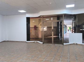Local comercial · 99m² · 1 Recámara · 2 Estacionamientos · Alquiler de Local Comercial en Plaza Albrook 99 m² Jp