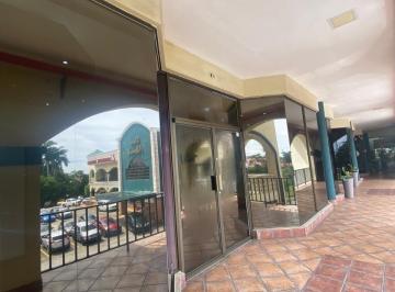 Local comercial · 149m² · 1 Recámara · 2 Estacionamientos · Alquiler de Local Comercial en Plaza Albrook 149 m² Jp