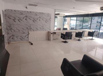 Local comercial , Panamá · Alquiler de Local Comercial en La Riviera, Marbella | 80 m²