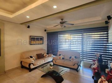 Casa de 4 habitaciones, Panamá · Venta de Amplia Casa en Betania | 858 m², 4 Rec.