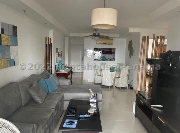Apartamento de 3 habitaciones, Panamá · Venta de Apartamento en El Cangrejo