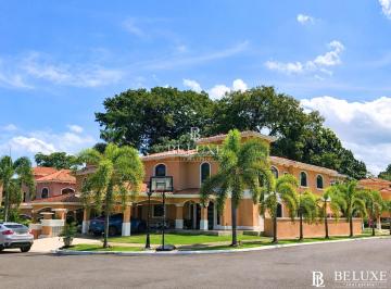 Casa · 420m² · 4 Recámaras · 2 Estacionamientos · Venta de Casa en Clayton Village, Ancon (10)