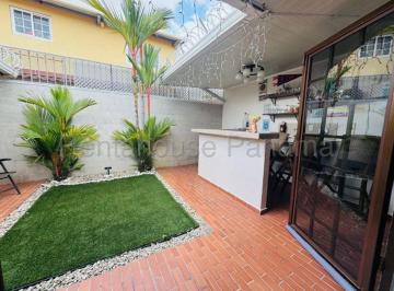 Casa de 2 habitaciones, Panamá · Venta Casa en Los Laureles, Chanis